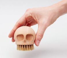 Reinigungsbürste SUCK UK - SKULL