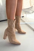 Női bokacsizma Rosivelle bézs színben