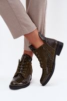 Lakkozott női bokacsizma díszített domborítással bélelt Vinceza