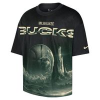 Nike NBA Milwaukee Bucks Courtside Boxy Tee - Pánske - Tričko Nike - Čierne - HV6801-010 - Veľkosť: M