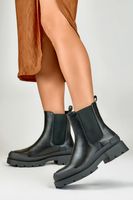 primohurt Czarne botki damskie na czarnej podeszwie