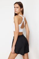 Trendyol White Seamless/Seamless Support/Shaping Cross Back Strap Knitted Sports Bra