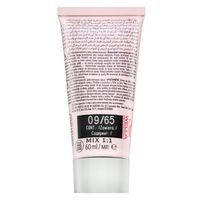 Wella Professionals Shinefinity Zero Lift Glaze profesjonalna demi- permanentna farba do włosów 09/65 Pink Shimmer 60 ml
