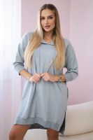 Dress with a hood and a long back in gray