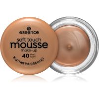 essence Soft Touch zmatňujúci penový make-up odtieň 40 Matt Toast 16 g