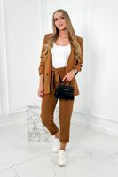 Elegant jacket with trousers with a Camel tie at the front