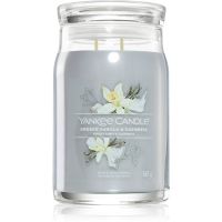 Yankee Candle Smoked Vanilla & Cashmere lumânare parfumată Signature 567 g