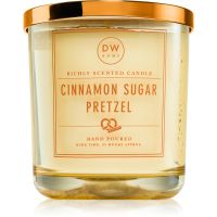 DW Home Signature Cinnamon Sugar Pretzel dišeča sveča 269 g