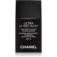 Chanel Ultra Le Teint Velvet изглаждащ фон дьо тен да уеднакви цвета на кожата цвят 10 Beige 30 мл.