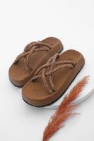 Marjin Women's Mushroom Pattern Sole Wool Rope Cross Strap Daily Slippers Persep Tan