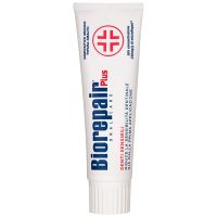 Biorepair Plus Sensitive Teeth bioaktív fogkrém a fogak érzékenységének csökkentésére és a fogzománc helyreállítására 75 ml