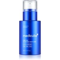 Medicube One Day Exosome Shot 2000 intenzivni regeneracijski serum za posvetlitev in zgladitev kože 30 ml