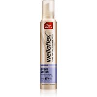 Wella Wellaflex 2nd Day Volume Schaumfestiger für mehr Volumen Vol 3 200 ml