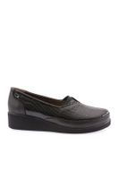 DGN 157-23y Women's Comfort Shoes with Elastic Detail.