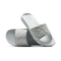 Nike Victori One 42