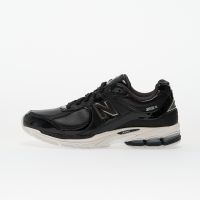 Trampki New Balance 2002R Black/ White EUR 43