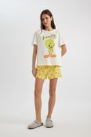 DEFACTO Fall In Love Looney Tunes Pajama Set Short Sleeve Top Shorts Elastic Waist Bottom