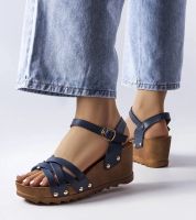 D/CEO Granatowe sandały na koturnie Audric