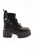 DGN Es803 Women's Thick Sole Lace-Up Boots.