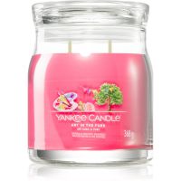 Yankee Candle Art In The Park ароматна свещ Signature 368 гр.