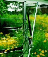 Automatický otvárač stenového okna VITAVIA LG24