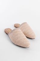 Capone Outfitters Women's Straw Pointed Toe Closed Slippers