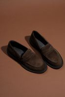 Estro: Ciemnobrązowe mokasyny damskie typu Penny z włoskiego weluru naturalnego